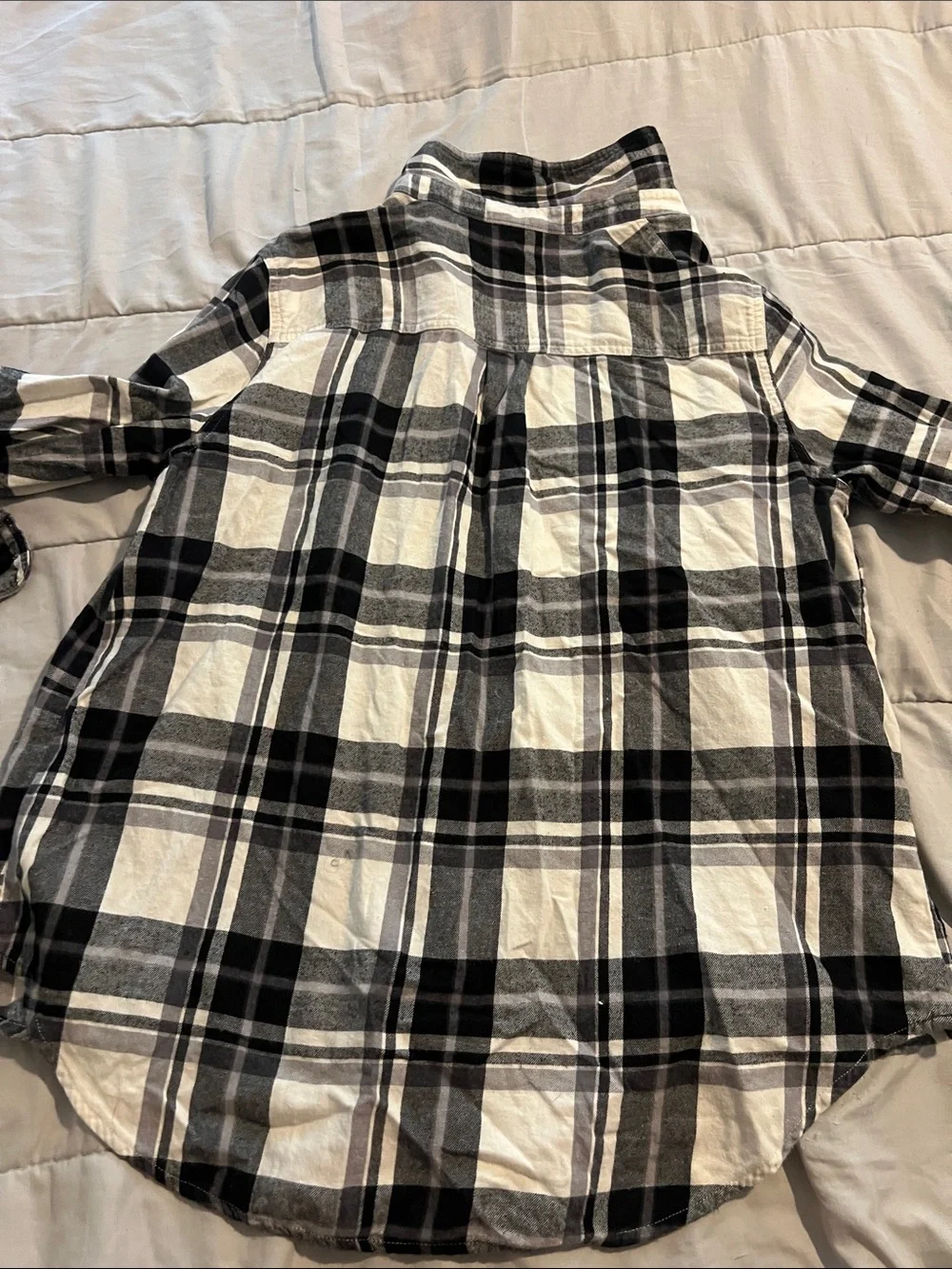 Old Navy Black & White Plaid Girls' Button-Down Shirt